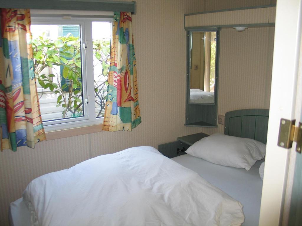 Parco Delle Piscine Hotel Sarteano Bagian luar foto